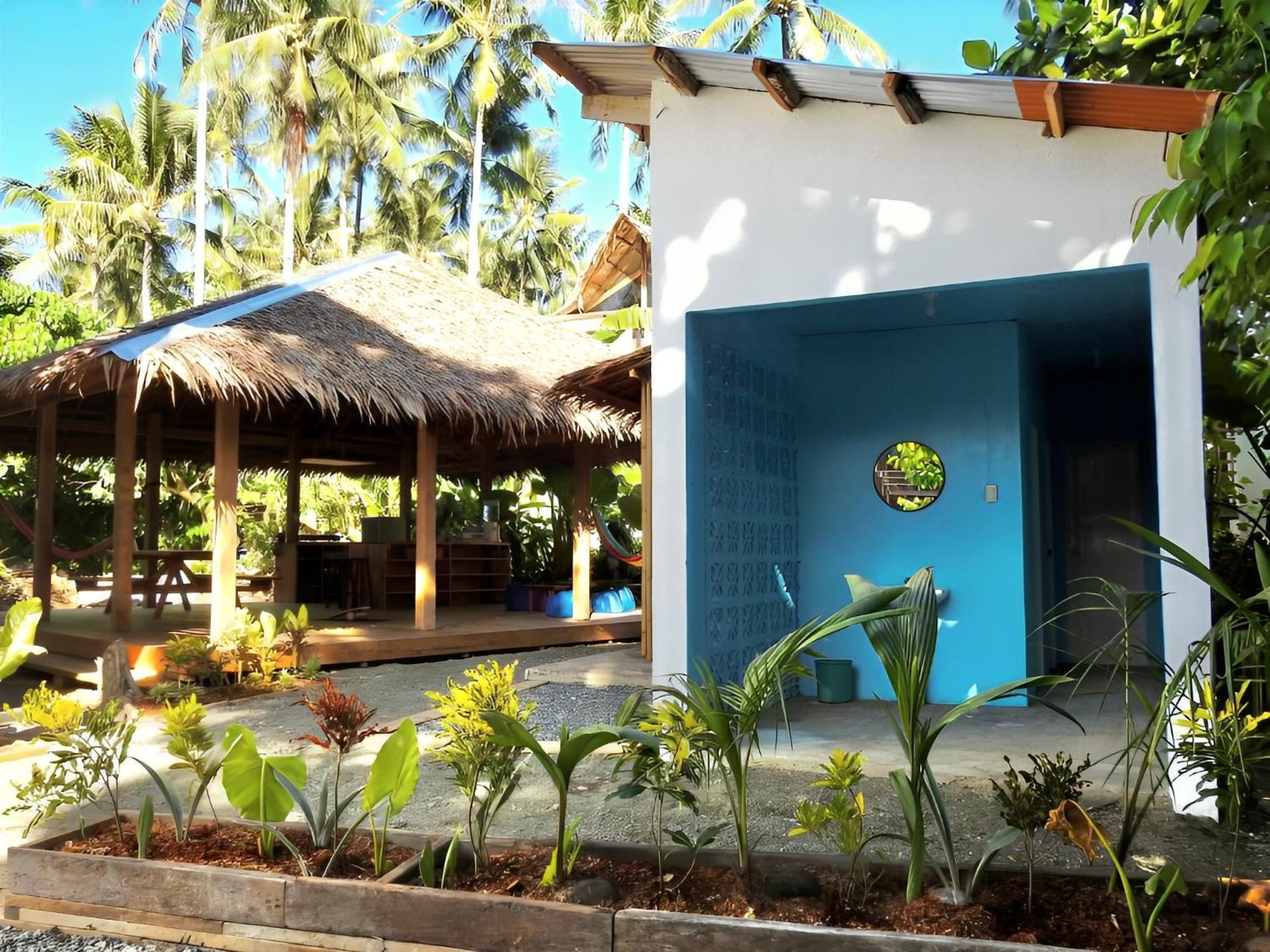 Three Little Birds Surf Hostel General Luna  Exteriér fotografie